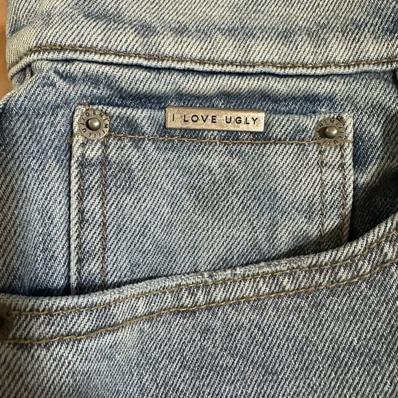 I love ugly jeans! - Picture 3 of 4